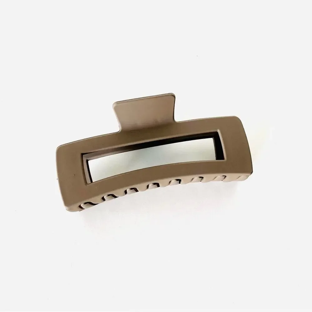 NEW ANTHROPOLOGIE Jumbo XL Rectangular Open Matte Plastic Hair Claw Clip Brown